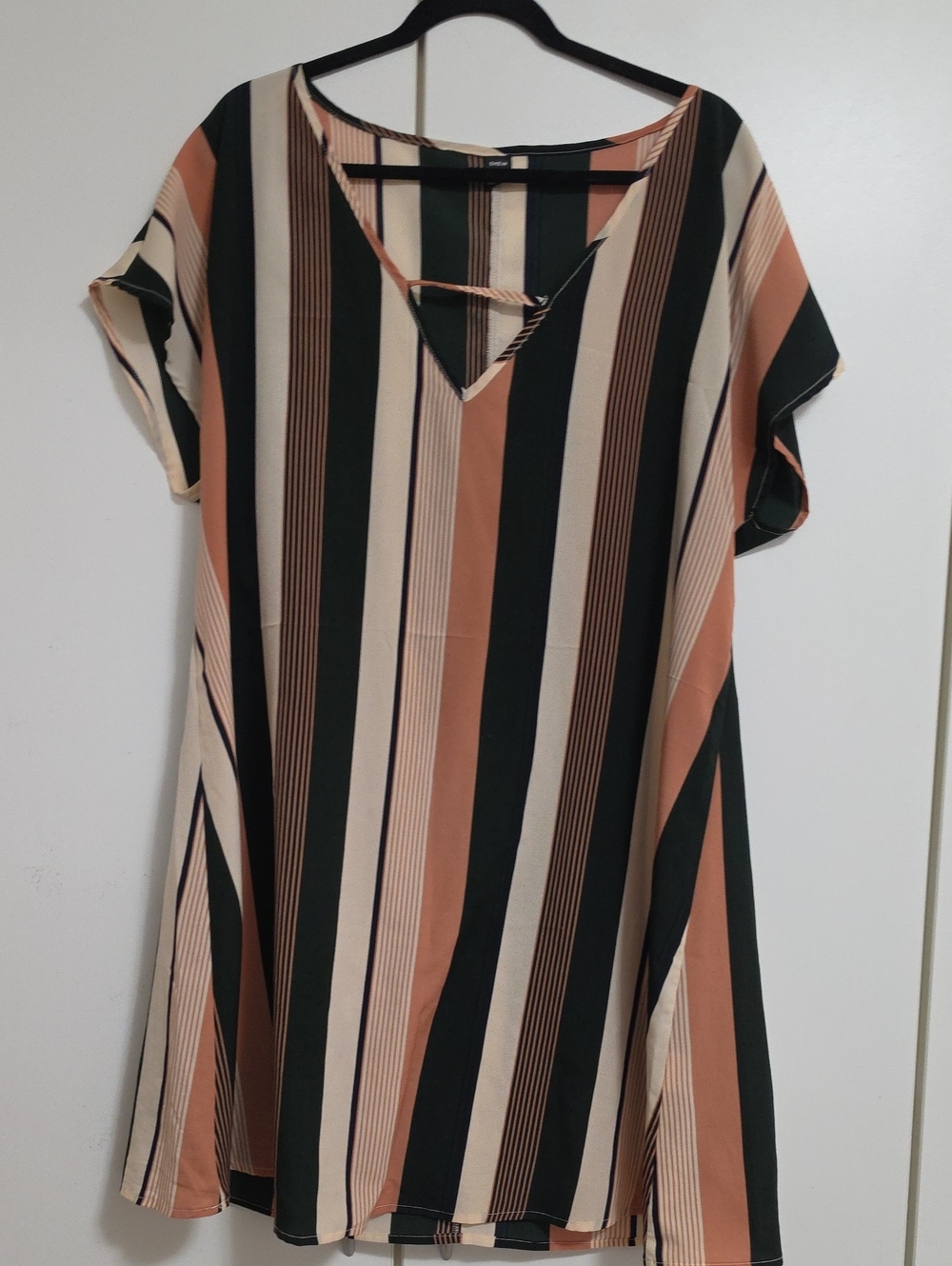 SHEIN Striped V-Neck Dress in Peach, Black & Cream